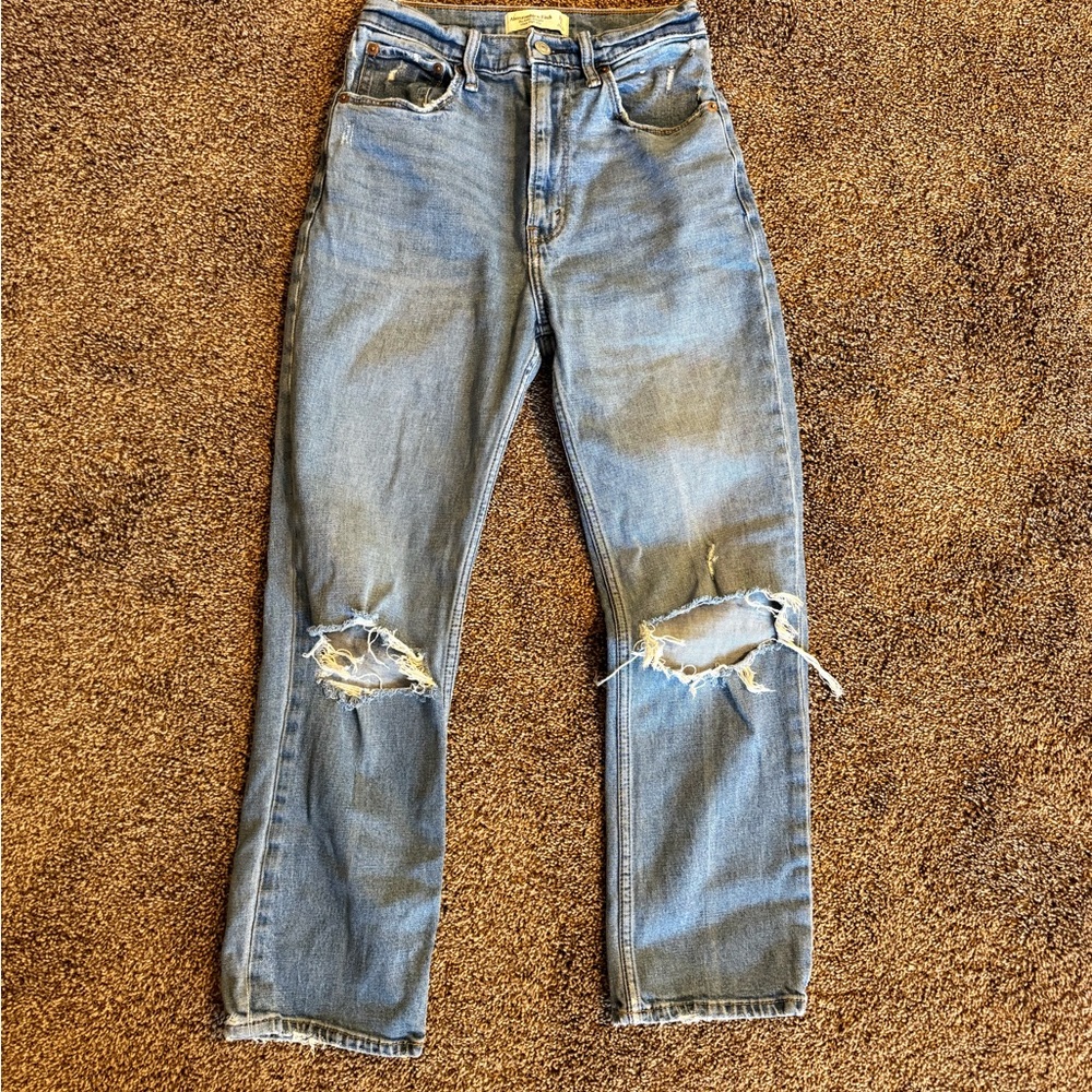 Abercrombie & Fitch the ankle straight, ultra high rise